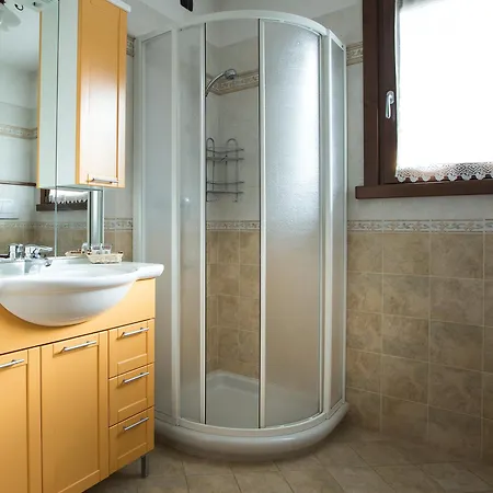 Apartman Santa Barbara *